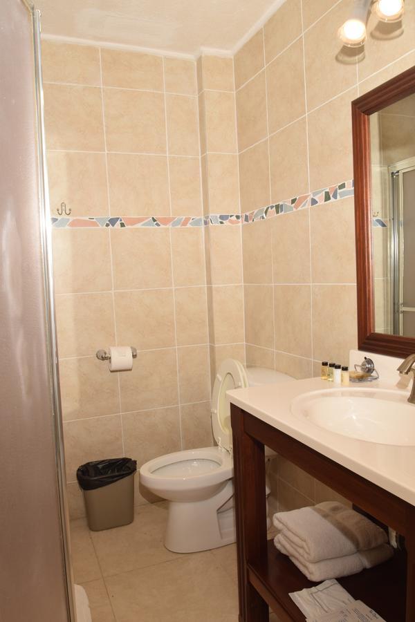 Brandsville Suites Джорджтаун Екстериор снимка